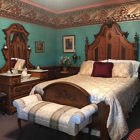 Grand Victorian B&B Inn Bellaire Phòng bức ảnh