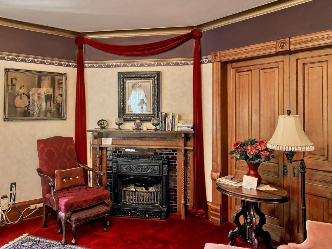 Grand Victorian B&B Inn Bellaire Phòng bức ảnh
